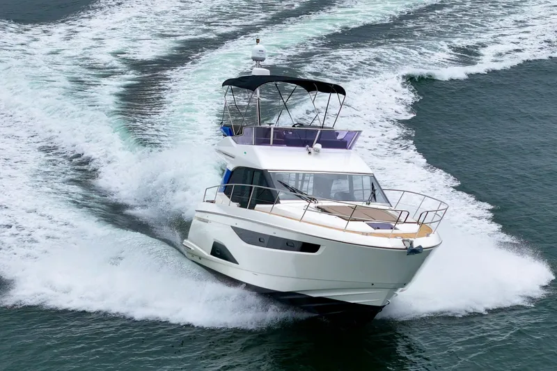 Slide: The Image of Bavaria R40 Fly 2017 - 8