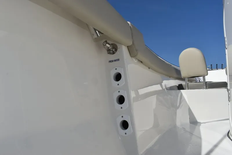 Slide: The Image of Key West Boats 203 FS 2025 - 42