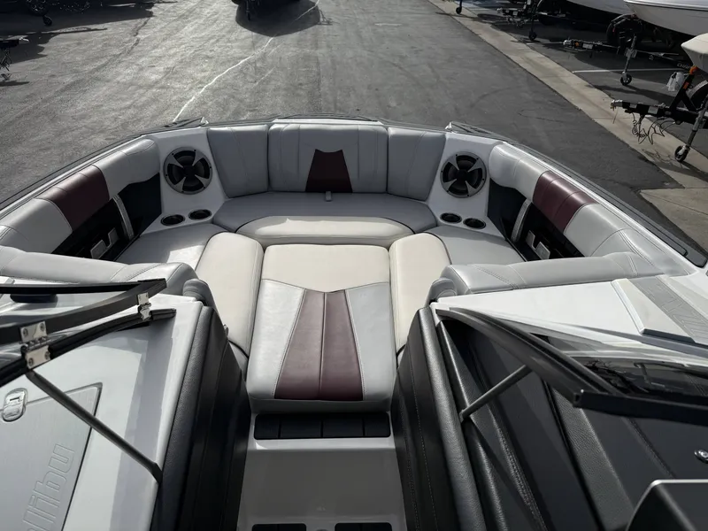 Slide: The Image of Malibu 23 MXZ 2020 - 7
