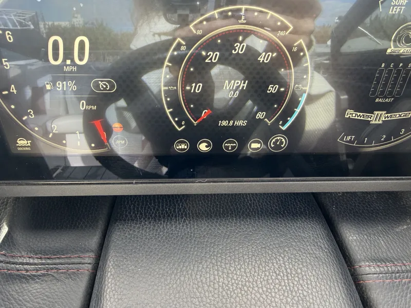 Slide: The Image of Malibu 23 MXZ 2020 - 10