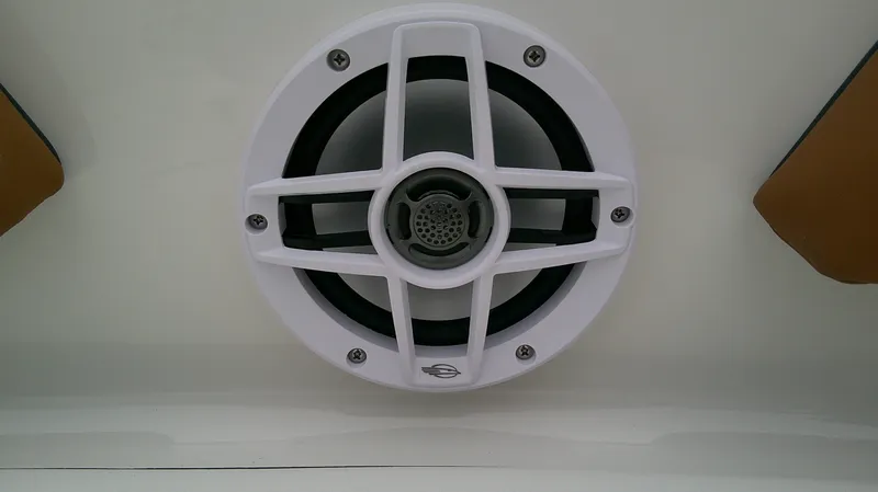 Slide: The Image of Chaparral 21 SSi 2026 - 19