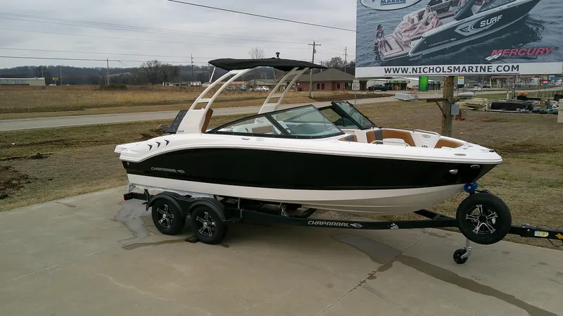 Slide: The Image of Chaparral 21 SSi 2026 - 2