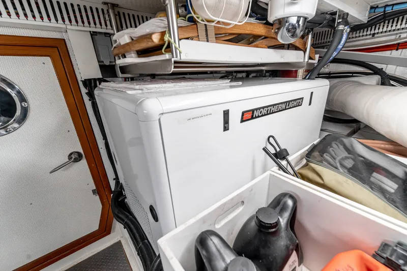 Slide: The Image of Offshore Pilothouse Motoryacht 2009 - 110