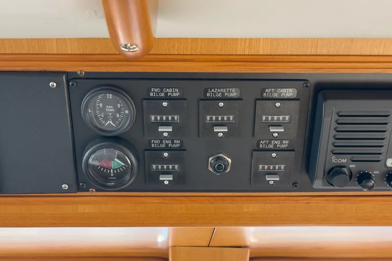 Slide: The Image of Offshore Pilothouse Motoryacht 2009 - 81