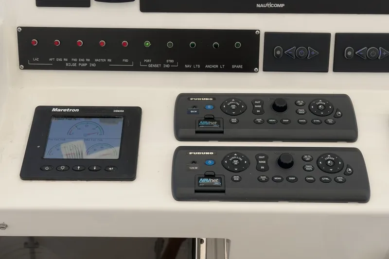Slide: The Image of Offshore Pilothouse Motoryacht 2009 - 33