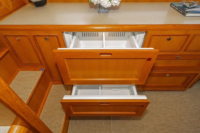 Slide: The Image of Offshore Pilothouse Motoryacht 2009 - 66