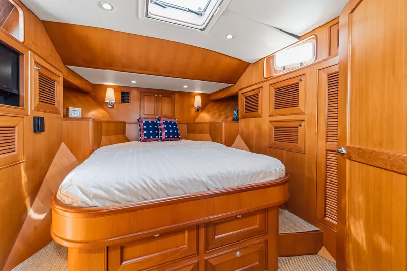 Slide: The Image of Offshore Pilothouse Motoryacht 2009 - 97