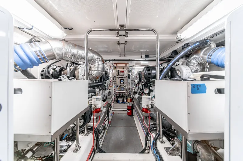 Slide: The Image of Offshore Pilothouse Motoryacht 2009 - 104