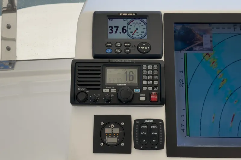 Slide: The Image of Offshore Pilothouse Motoryacht 2009 - 32