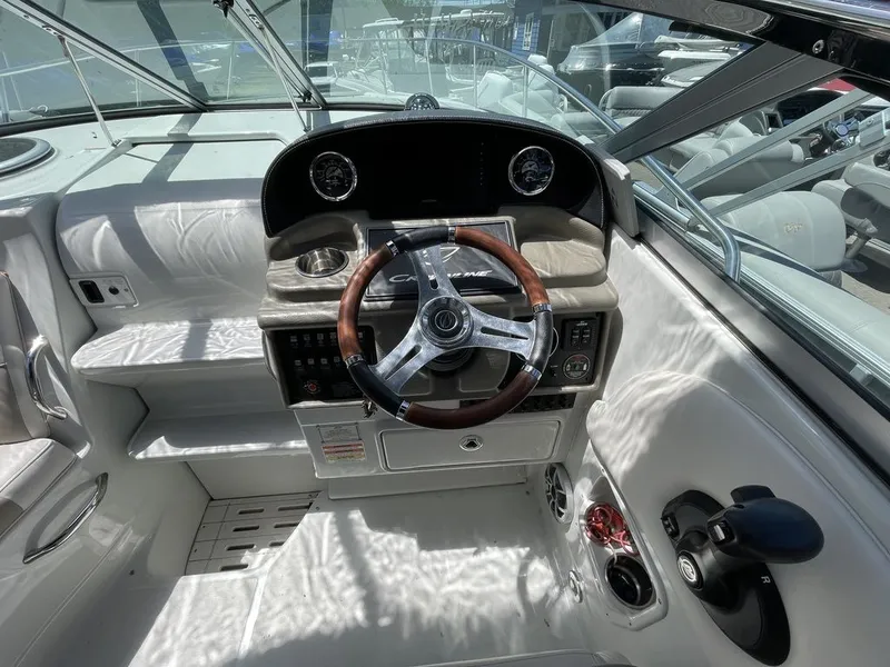 Slide: The Image of Crownline Boats 264 CR 2020 - 8
