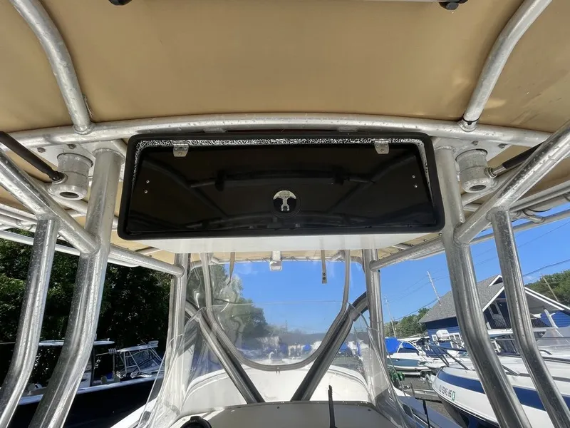 Slide: The Image of EdgeWater 265 CC 2002 - 10