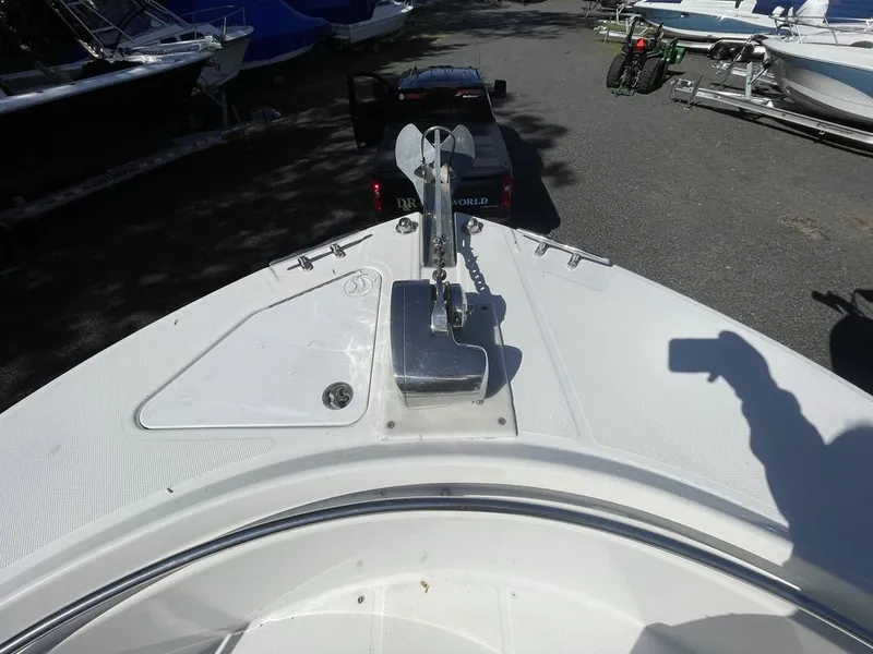 Slide: The Image of EdgeWater 265 CC 2002 - 14