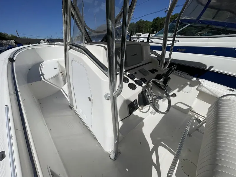 Slide: The Image of EdgeWater 265 CC 2002 - 8