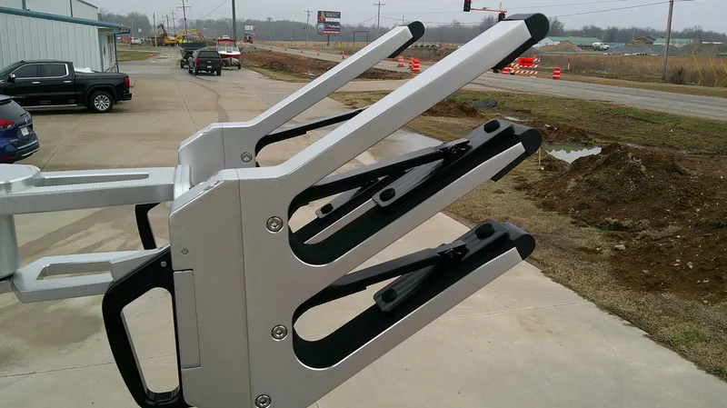 Slide: The Image of MasterCraft 24 XT 2026 - 11