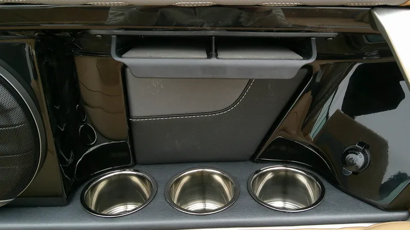 Slide: The Image of MasterCraft 24 XT 2026 - 12