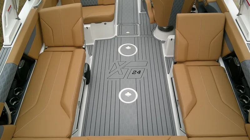 Slide: The Image of MasterCraft 24 XT 2026 - 14