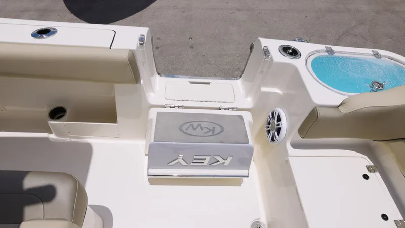 Slide: The Image of Key West Boats 291 FS 2025 - 12