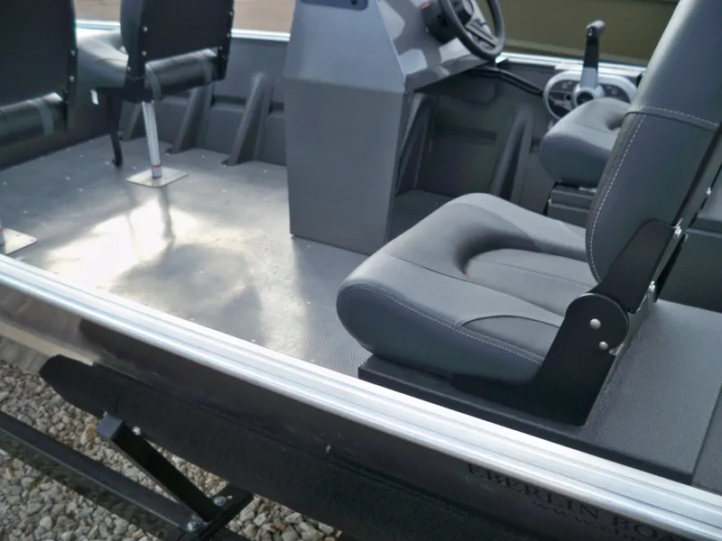 Slide: The Image of Alweld 1752J Custom Jet Boat 2025 - 4