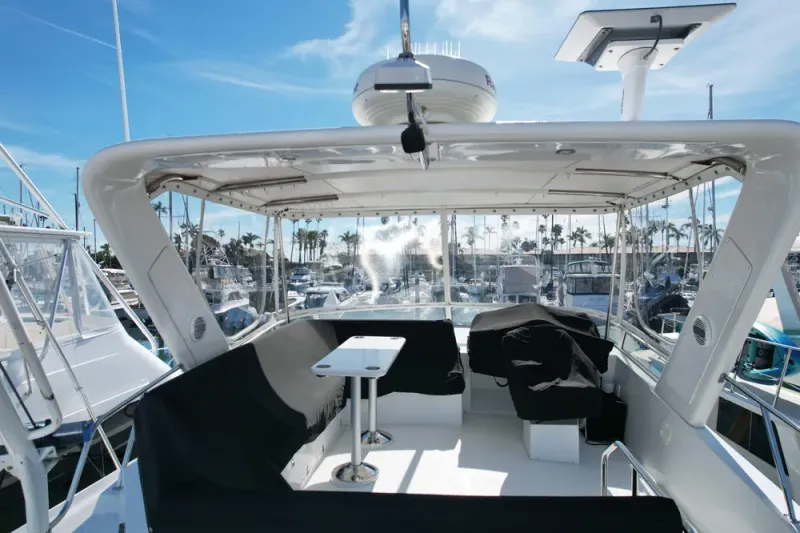 Slide: The Image of Navigator 4400 Pilothouse 2005 - 25