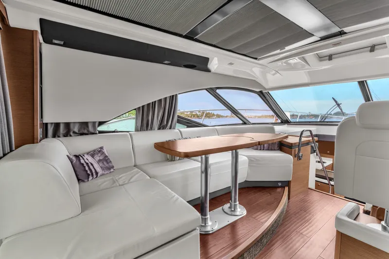 Slide: The Image of SeaRay Sundancer 510 2014 - 30