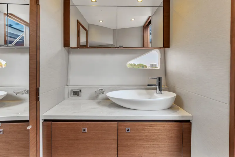Slide: The Image of SeaRay Sundancer 510 2014 - 44