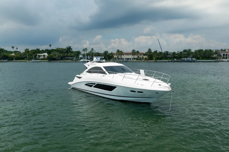 Slide: The Image of SeaRay Sundancer 510 2014 - 4