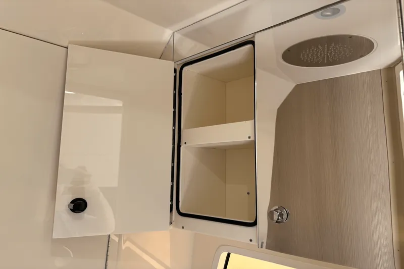 Slide: The Image of Scout 377 LXF 2024 - 32