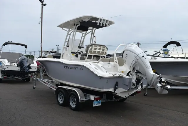 Slide: The Image of Key West Boats 219 FS 2026 - 3