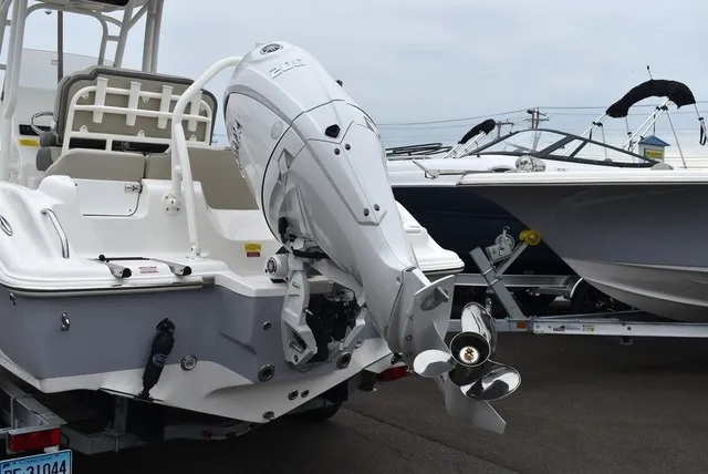 Slide: The Image of Key West Boats 219 FS 2026 - 4