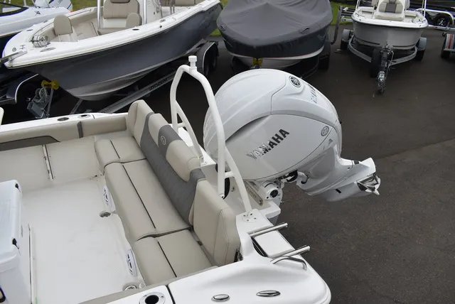 Slide: The Image of Key West Boats 219 FS 2026 - 7