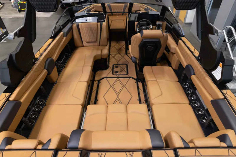 Slide: The Image of Malibu M230 2026 - 12