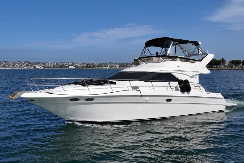 The Image of Sea Ray 400 Sedan Bridge 1998 - 0