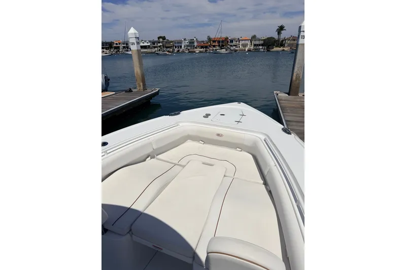 Slide: The Image of Sea Hunt Ultra 275SE 2021 - 24