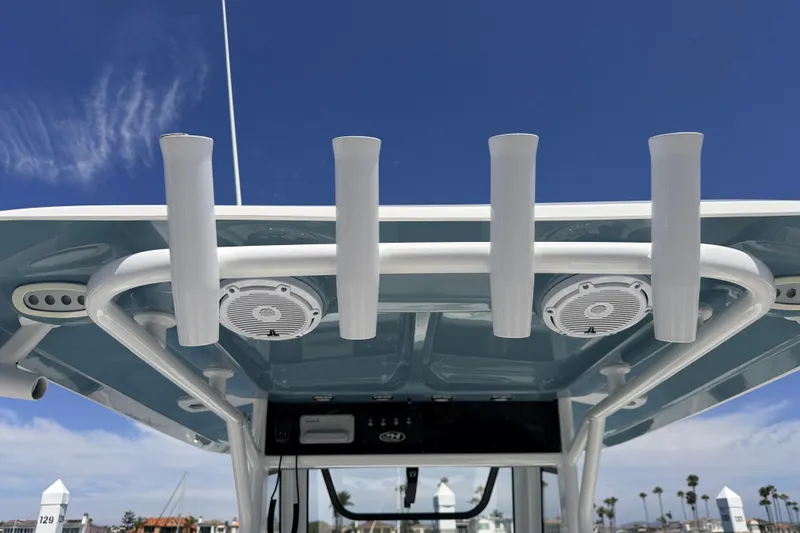 Slide: The Image of Sea Hunt Ultra 275SE 2021 - 32