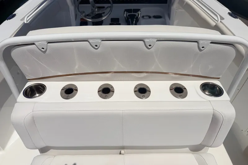 Slide: The Image of Sea Hunt Ultra 275SE 2021 - 33