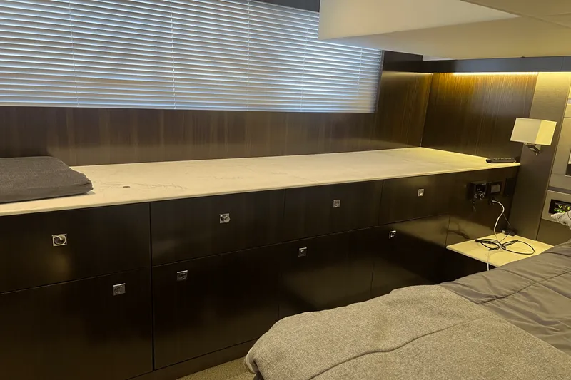 Slide: The Image of Cruisers Yachts 46 CANTIUS 2022 - 46