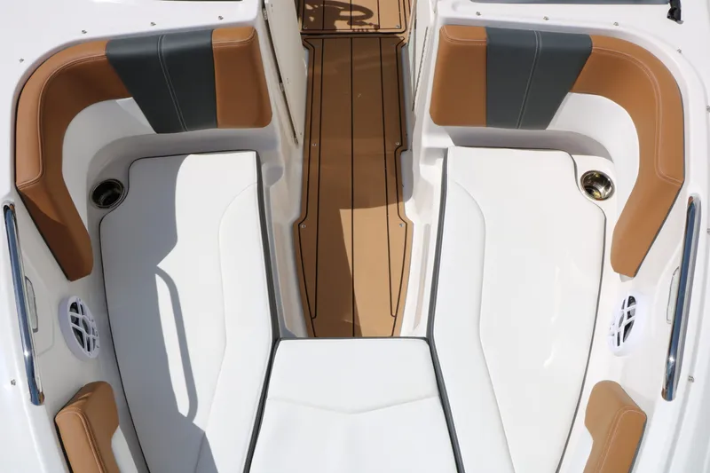 Slide: The Image of Chaparral 21 SSi 2026 - 24