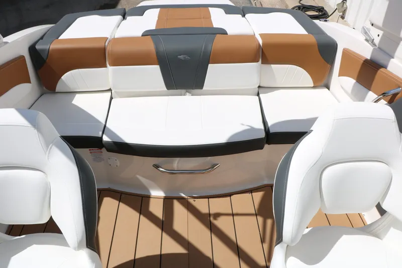 Slide: The Image of Chaparral 21 SSi 2026 - 35