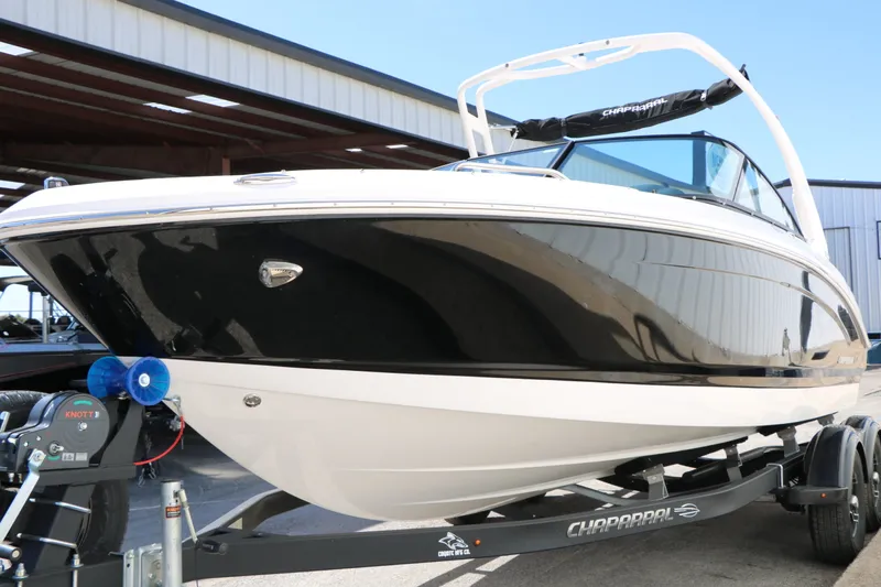 Slide: The Image of Chaparral 21 SSi 2026 - 5