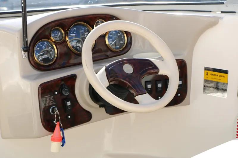 Slide: The Image of Rinker Captiva 192 Libery Edition 2002 - 27