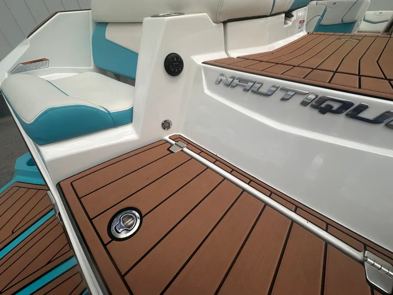 Slide: The Image of Nautique G23 2021 - 27