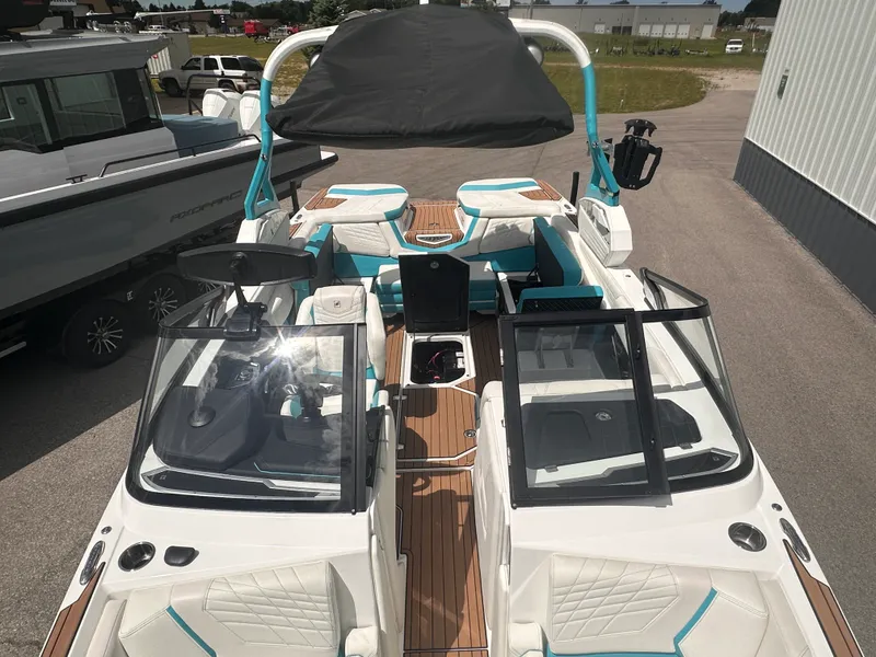 Slide: The Image of Nautique G23 2021 - 9