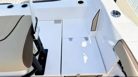 Slide: The Image of Yamaha FSH 222 Sport E 2025 - 10