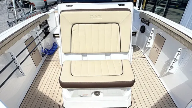 Slide: The Image of Yamaha FSH 222 Sport E 2025 - 29
