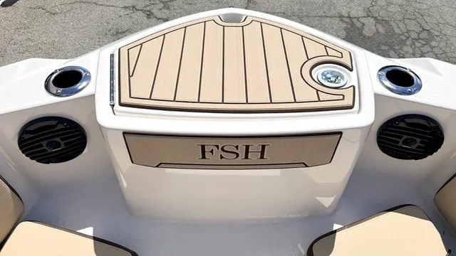 Slide: The Image of Yamaha FSH 222 Sport E 2025 - 28
