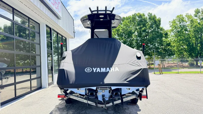 Slide: The Image of Yamaha FSH 222 Sport E 2025 - 1
