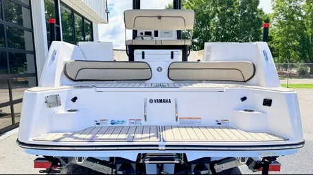 Slide: The Image of Yamaha FSH 222 Sport E 2025 - 5