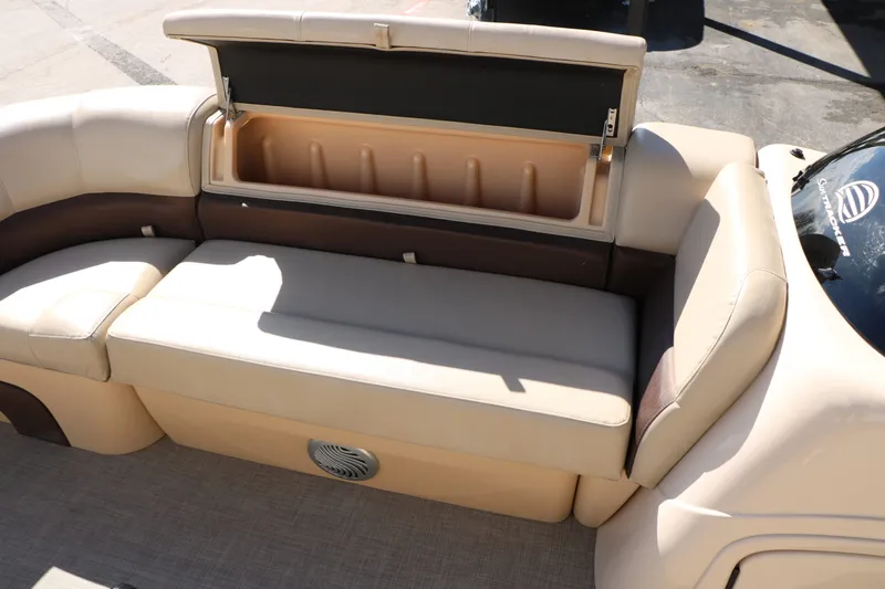 Slide: The Image of SUN Tracker Sport 22 Fish Deluxe 2019 - 47