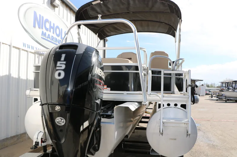 Slide: The Image of SUN Tracker Sport 22 Fish Deluxe 2019 - 7