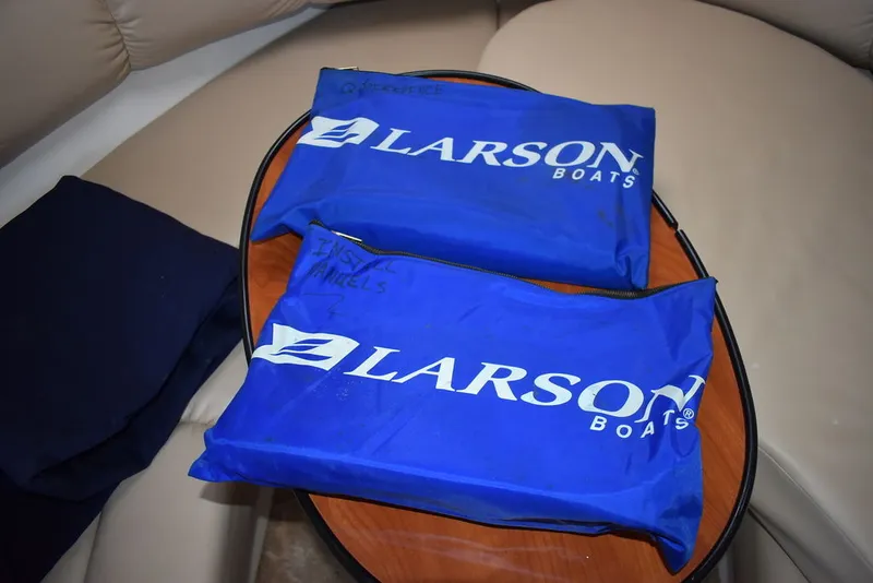 Slide: The Image of Larson 310 Cabrio 2005 - 103